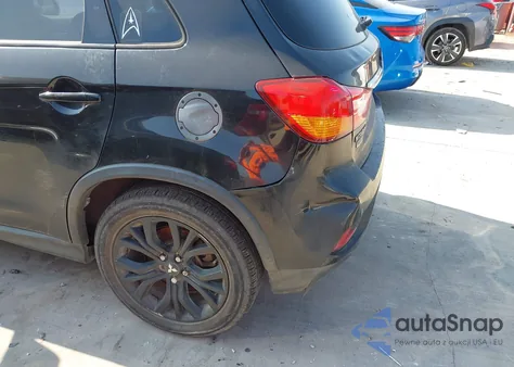 2018 Mitsubishi Outlander Sport 2.0 Es/2.0 Le from USA, damaged, VIN JA4AP3AU8JZ030759